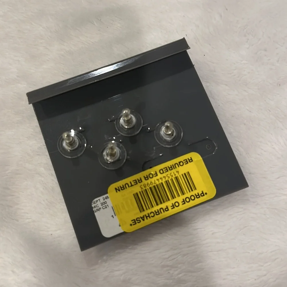 Cezanne Cubic Zirconia Stud Earrings‎